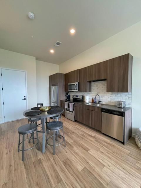 דירות Colorado Springs Luxurious Unit With Mountain View מראה חיצוני תמונה